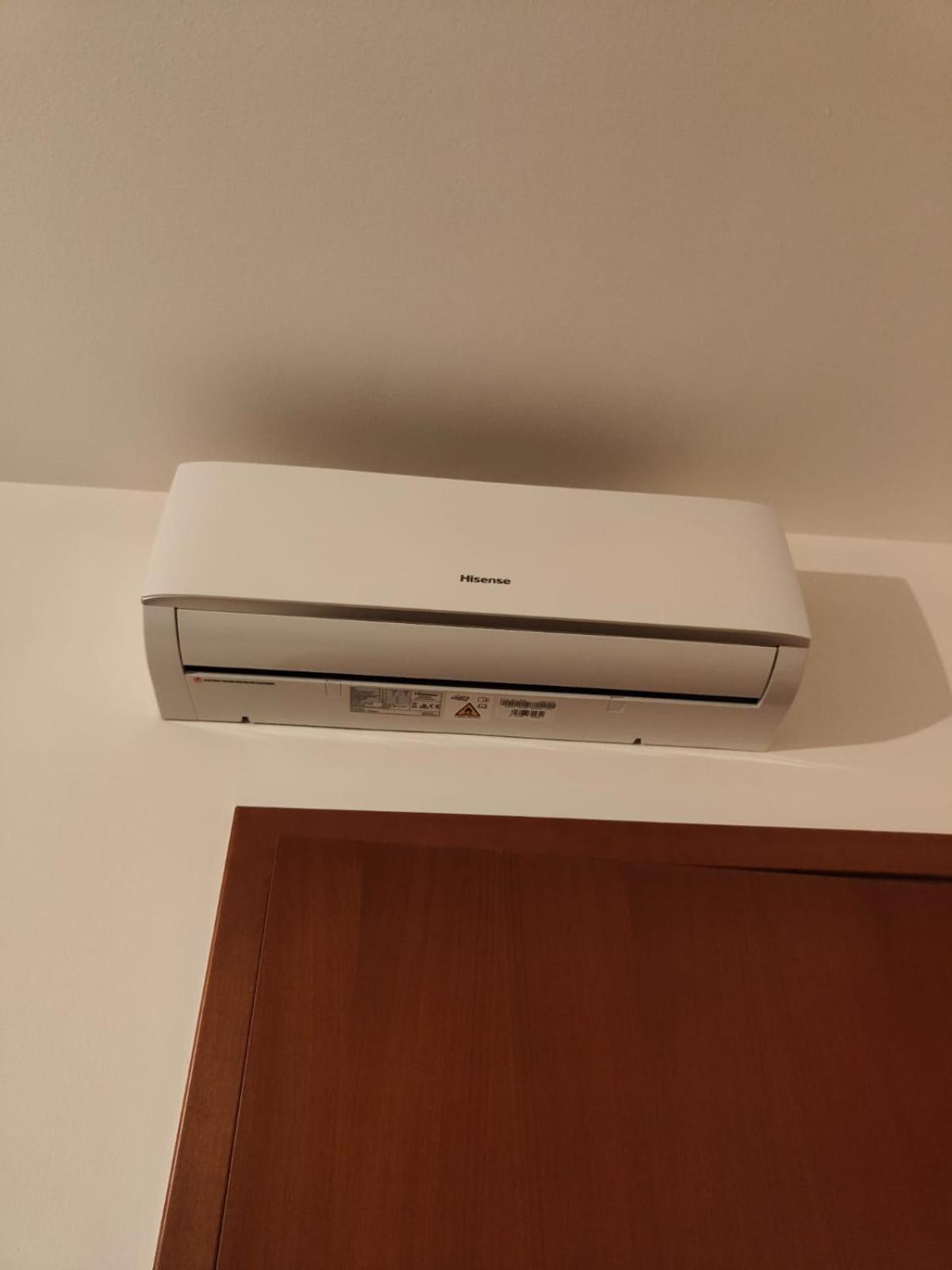 "Come A Casa" - Appartamento Gigi - Self Check In - Ospedale Humanitas - Forum Assago - Tram15 Роццано Экстерьер фото